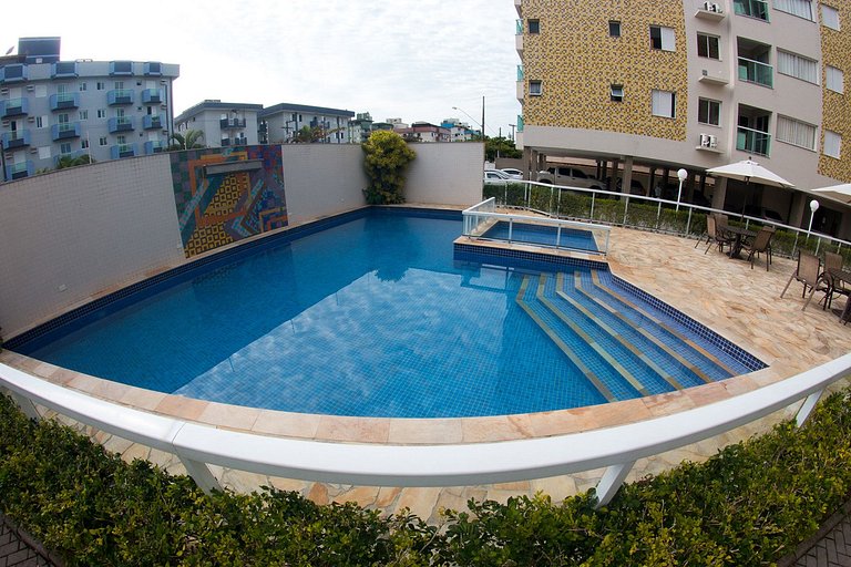 Melhor preço. Reserve sem taxas, 2 quartos, piscina