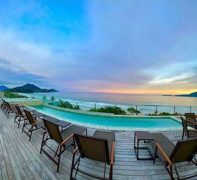 Bambu Praia Grande Ubatuba, pé na areia, frente ao mar