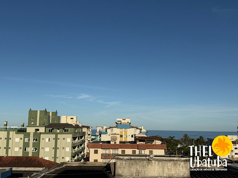 Praia Grande Ubatuba, poucos metros