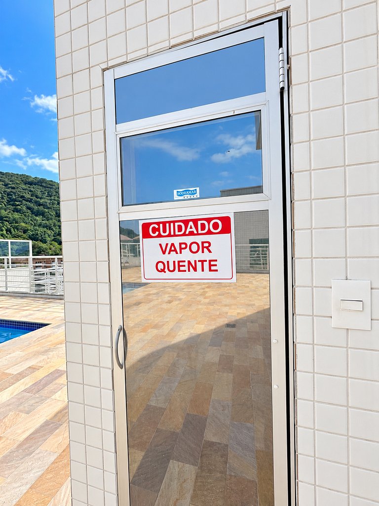 Melhor preço. Reserve sem taxas, Praia das Toninhas, piscina